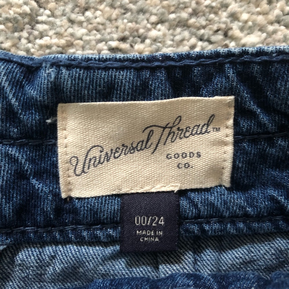 Target/Universal Thread Mid-Rise Culottes - Picture 3 of 4